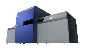 km-1-studio-picture-view-3-rgb